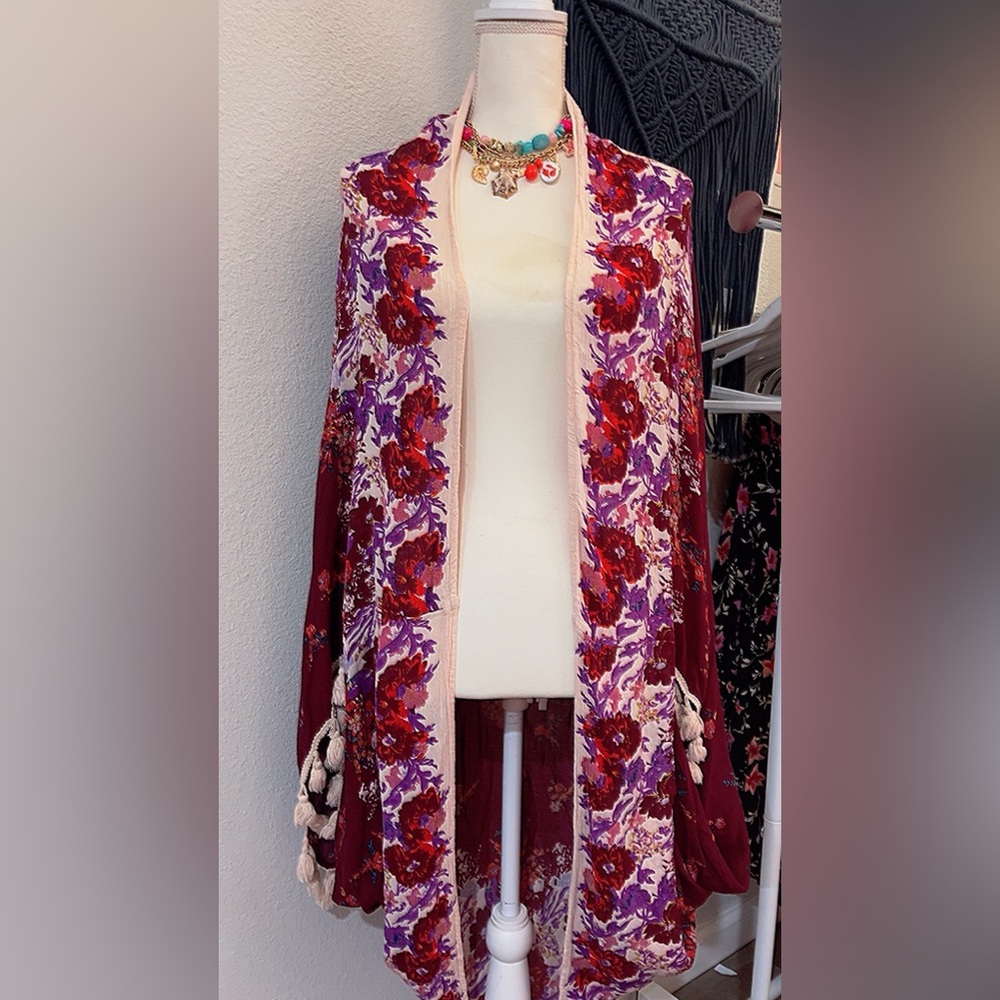 Free people Bali wrapped in blooms fringe kimono - Picture 3 of 6